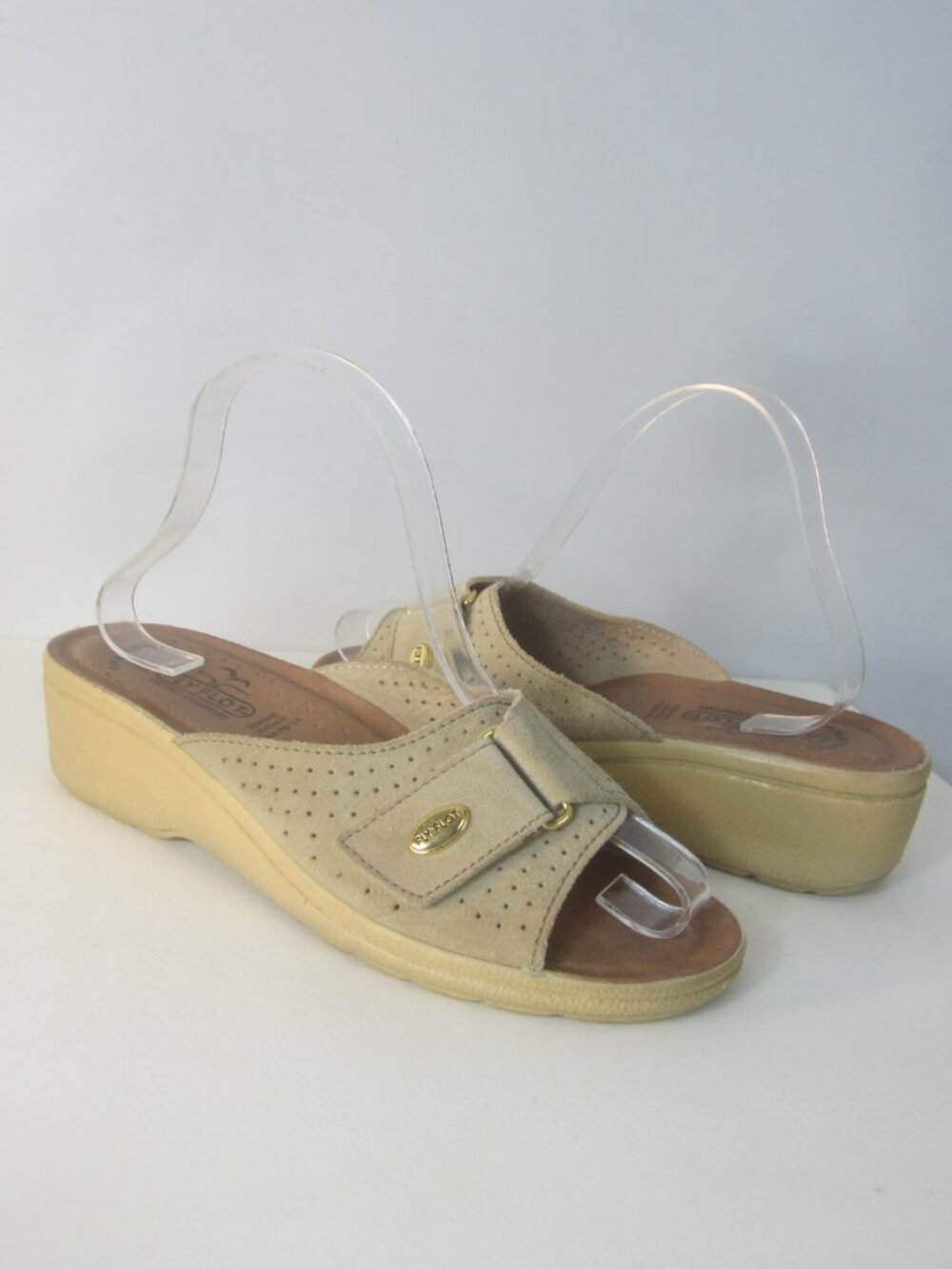 Fly Flot Women 7.5 - 8 Shoes Beige Italian Perforated Suede Leather Sandal 38